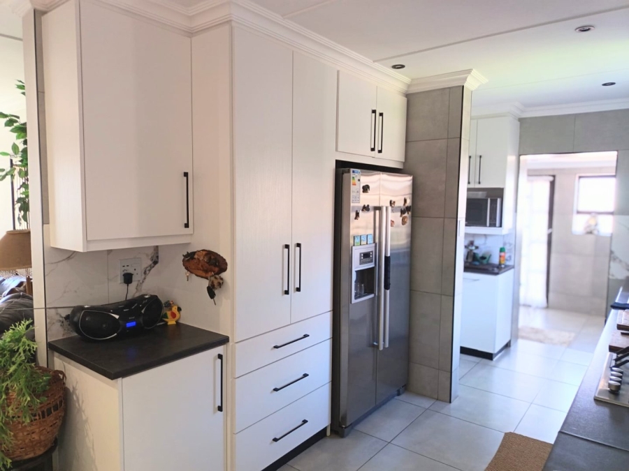 3 Bedroom Property for Sale in Ferreira Town Eastern Cape